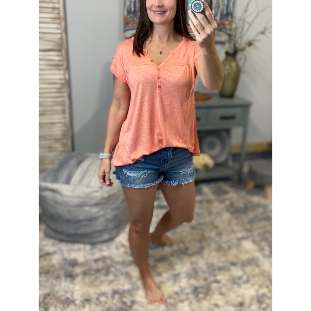 Melange Henley V-neck Floaty Cuffed Tabbed Short Sleeve Floaty Tee Peach 0523 - Picture 3 of 12